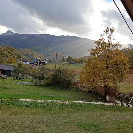 Vikendica The View Pale * ياهورينا