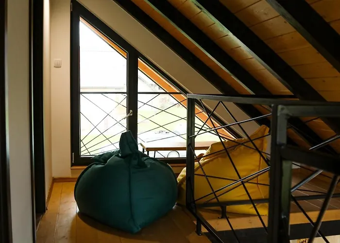 Vikendica The View Pale