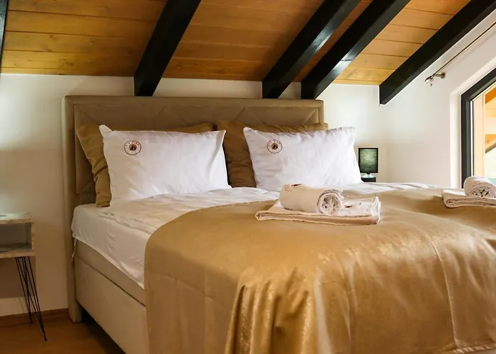 Vikendica The View Pale